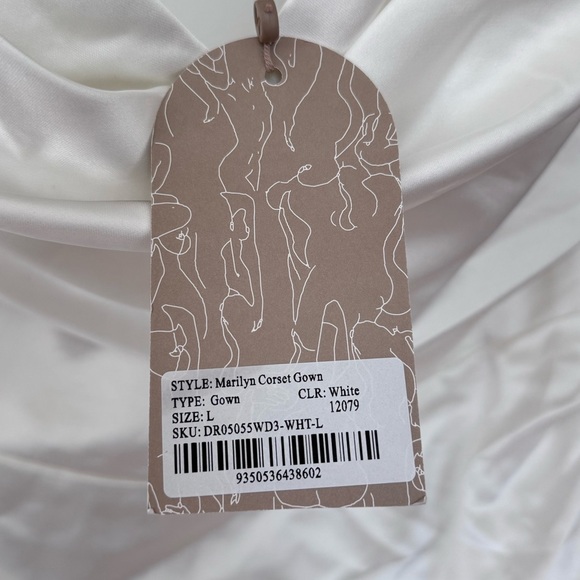 Meshki Marilyn Corset white gown | Wedding dress, rehearsal dinner, meshki dress - Picture 6 of 11